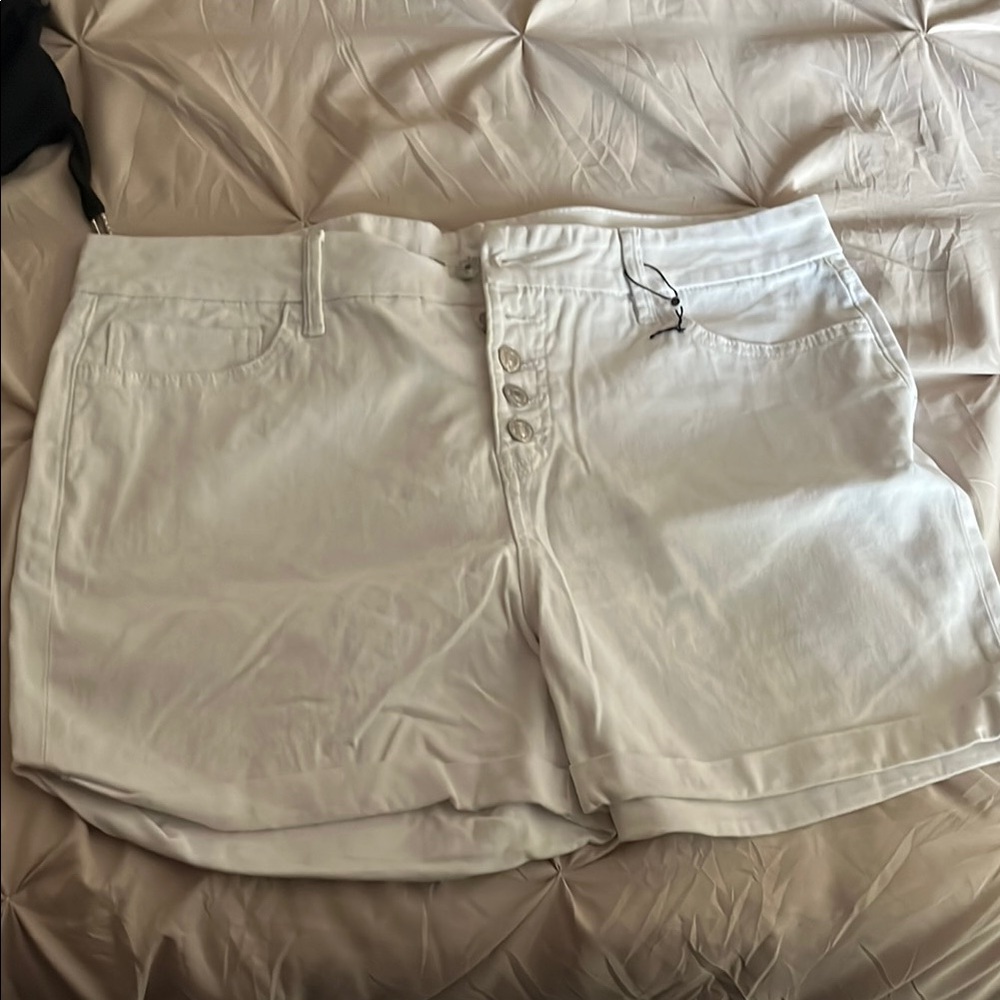 Women's White Shorts